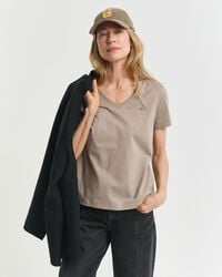 camiseta shield com decote em v - bege taupe