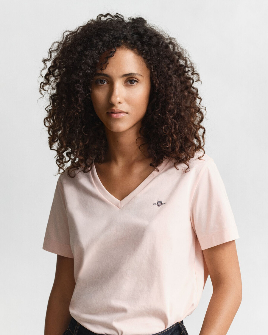 camiseta shield com decote em v - rosa damasco