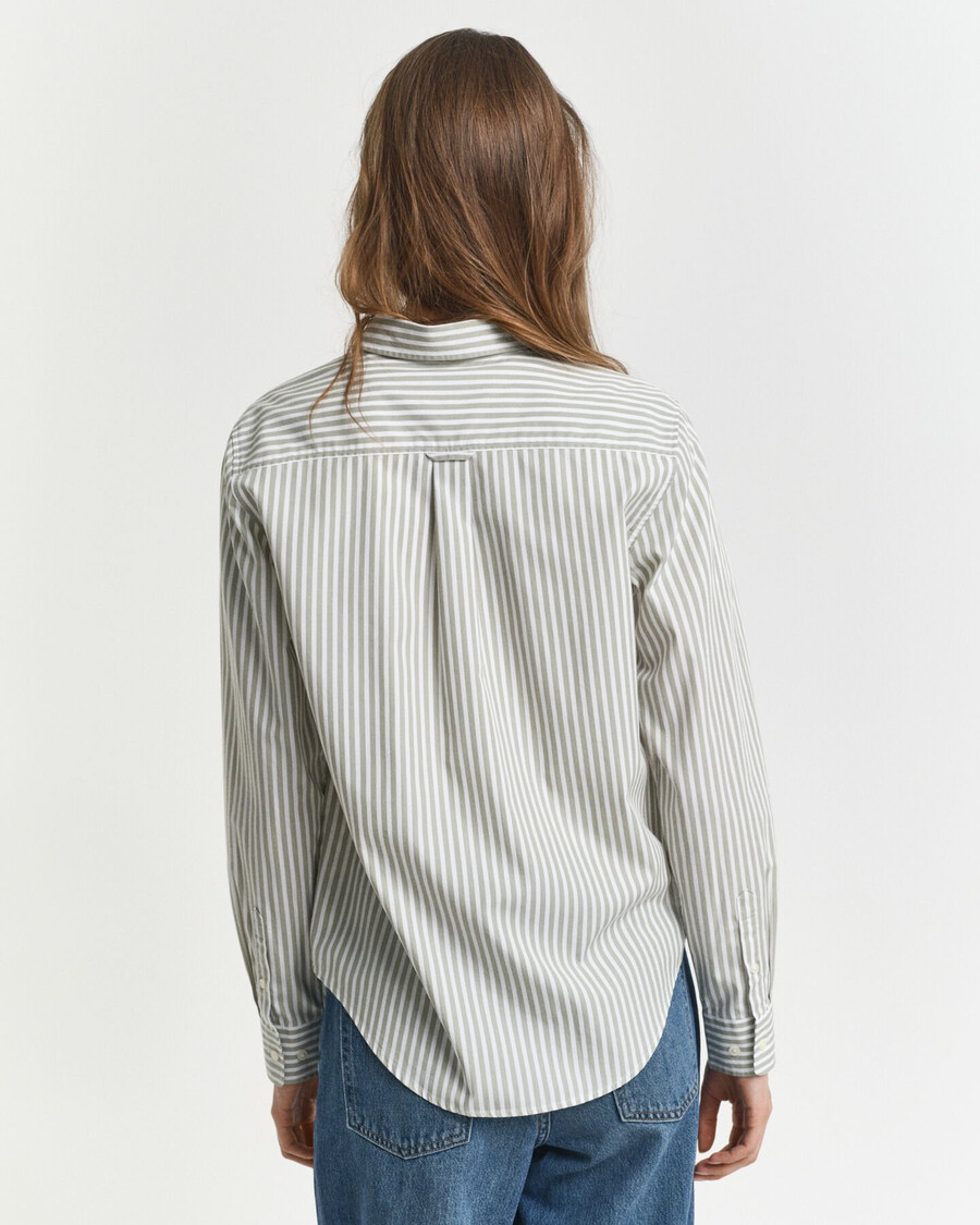 camisa clássica listrada de popeline com corte regular - verde sálvia desbotado