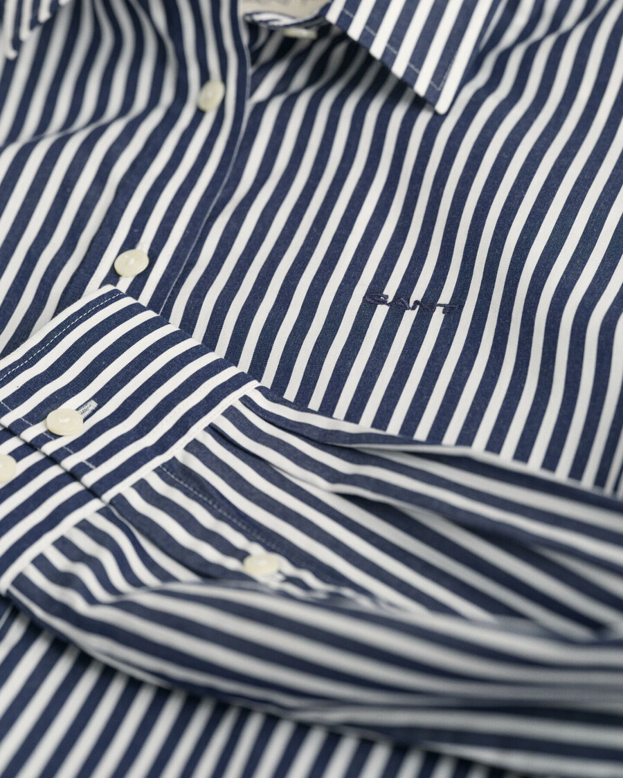 camisa clássica listrada de popeline com modelagem regular - azul clássico