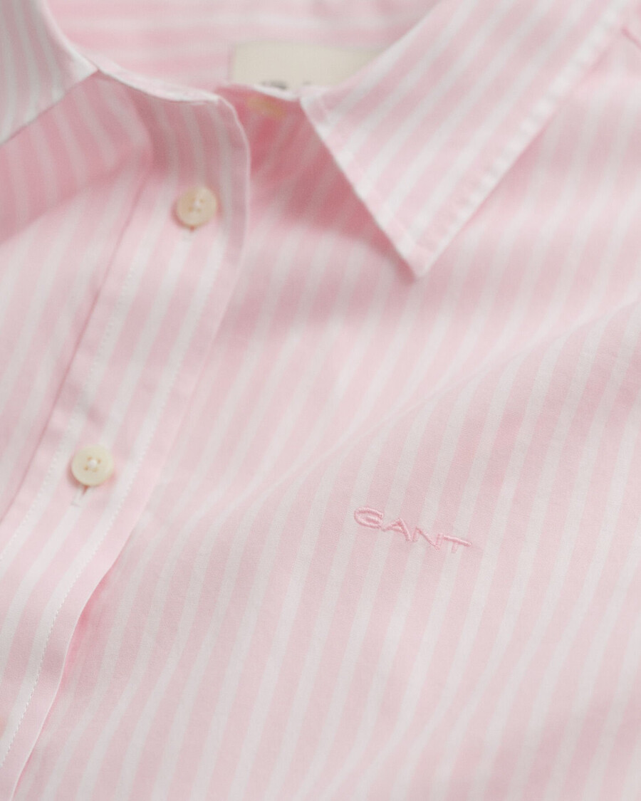 camisa clássica listrada de popeline com modelagem regular - rosa claro