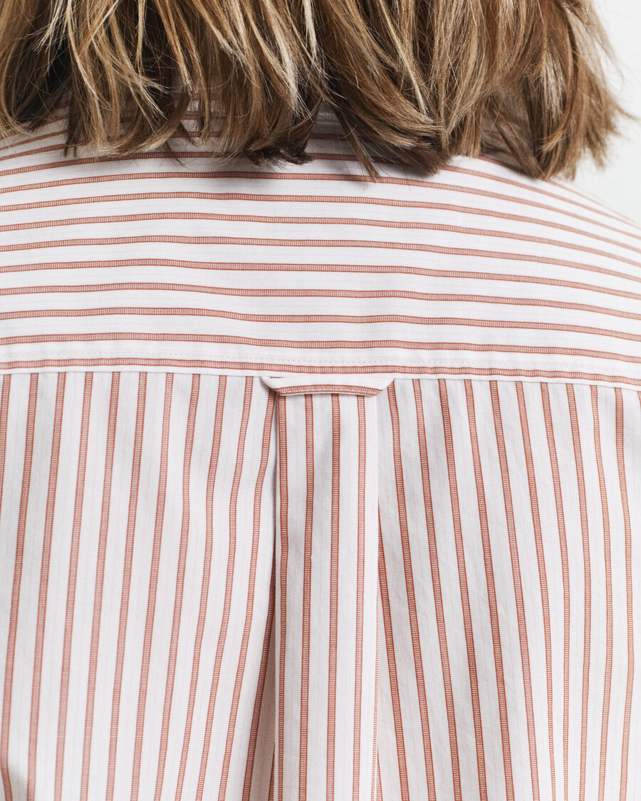 camisa listrada clássica de popeline com corte regular - salmão