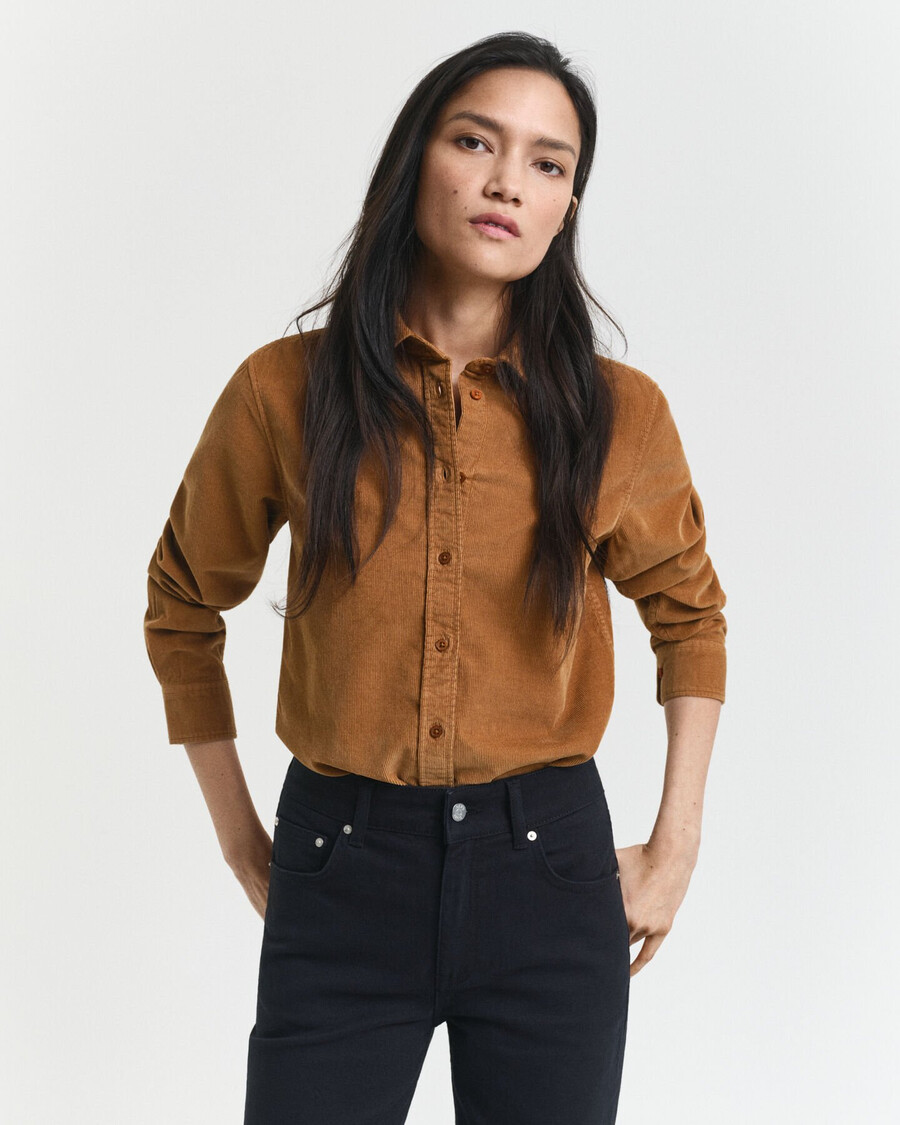 camisa de veludo cotelê de corte regular - marrom whisky