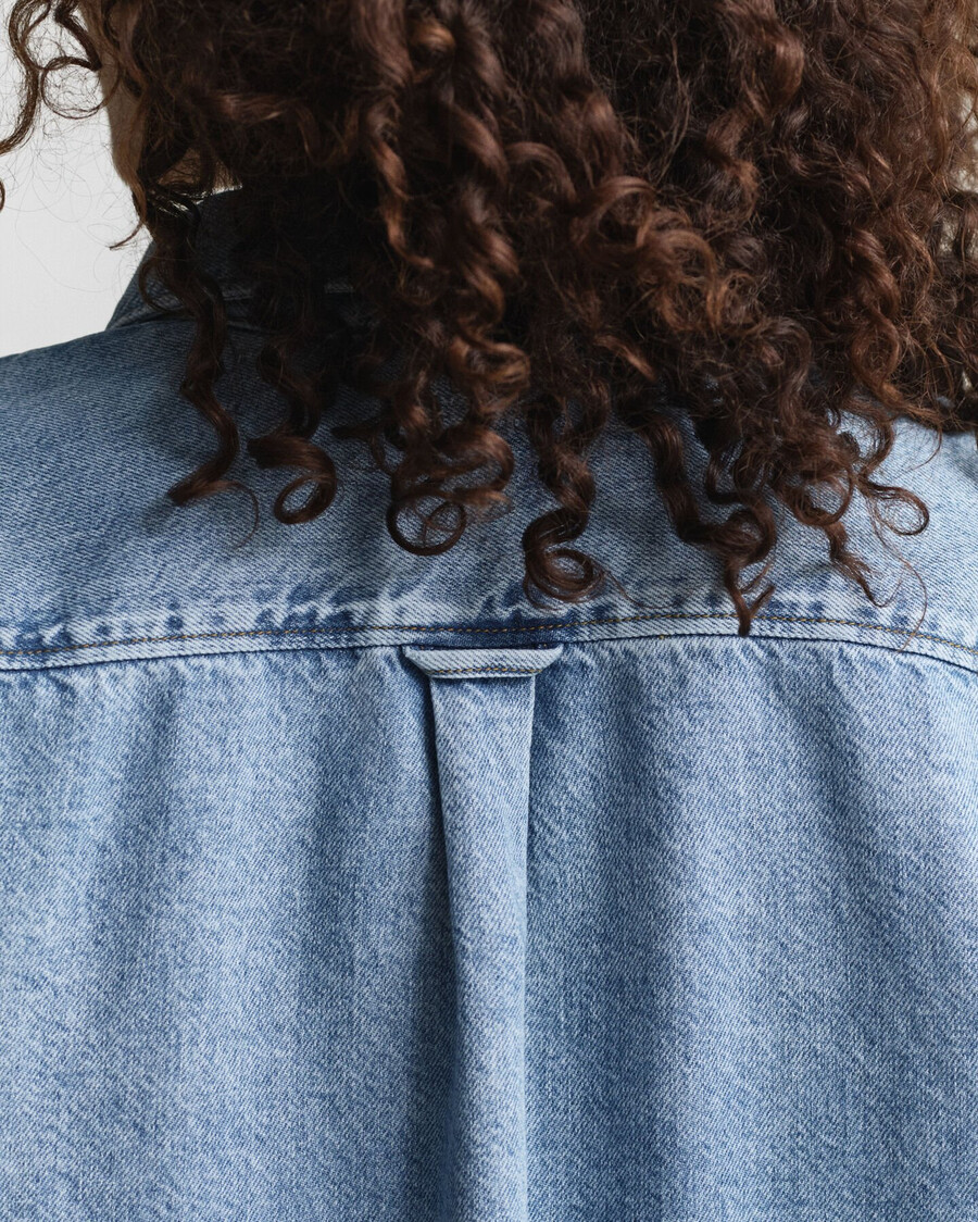 camisa jeans de corte relaxado - azul médio com efeito desgastado