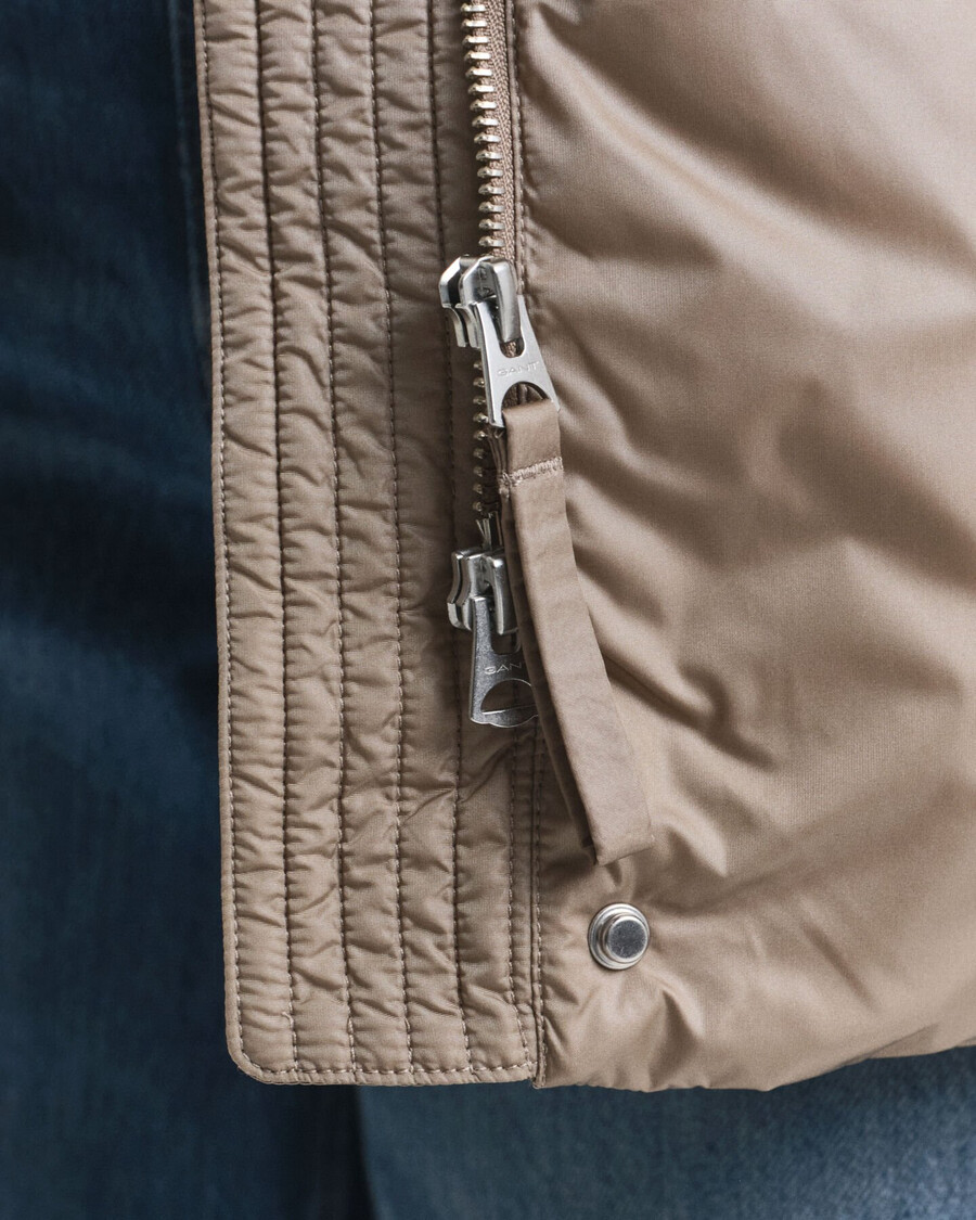 jaqueta de plumas com modelagem relaxada - bege taupe