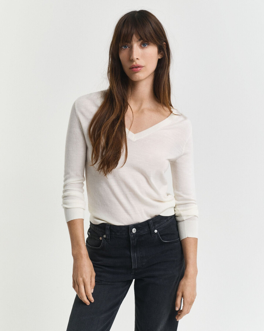 suéter de lã merino extrafina com decote em v - creme